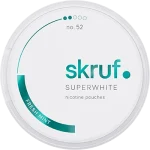 Super white no.52 Fresh Mint Medium